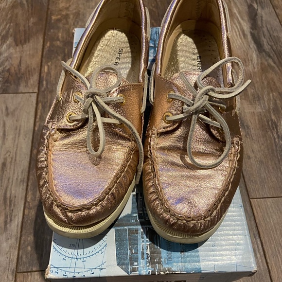 Sperry Top Sider Loafer - Picture 2 of 6